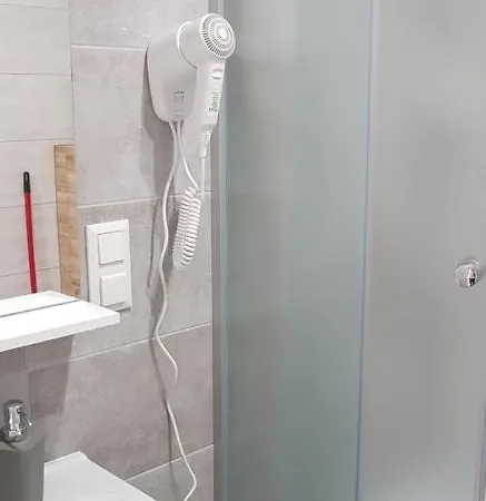 Maja -pokoje - Wakacyjne -basen Podgrzewany -jacuzzi