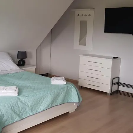 Apartamento Maja -pokoje - Wakacyjne -basen Podgrzewany -jacuzzi Łeba