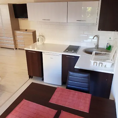 Apartamento Maja -pokoje - Wakacyjne -basen Podgrzewany -jacuzzi Łeba