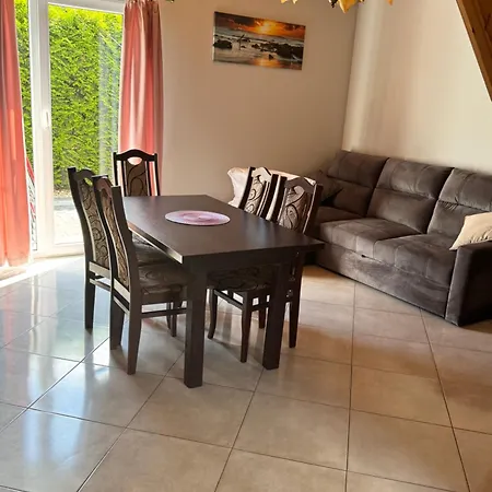 Maja -pokoje - Wakacyjne -basen Podgrzewany -jacuzzi Appartement *