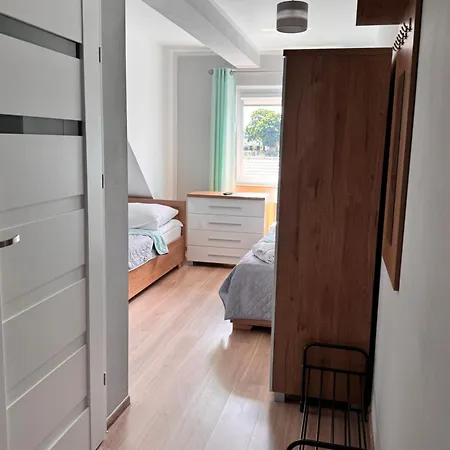 Maja -pokoje - Wakacyjne -basen Podgrzewany -jacuzzi *