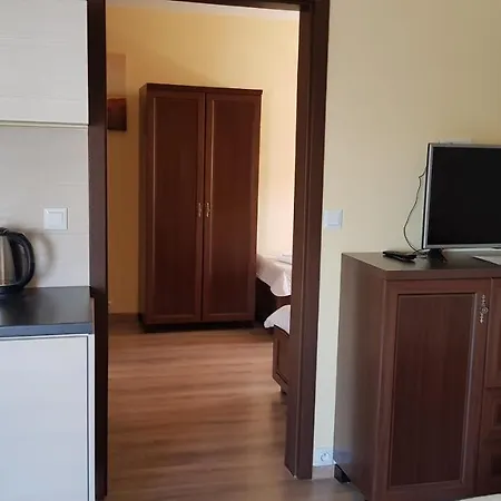 Maja -pokoje - Wakacyjne -basen Podgrzewany -jacuzzi