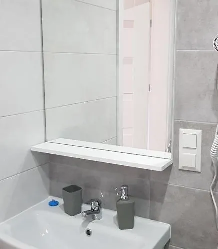 Maja -pokoje - Wakacyjne -basen Podgrzewany -jacuzzi Appartement