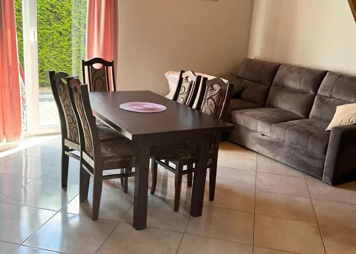 Maja -pokoje - Wakacyjne -basen Podgrzewany -jacuzzi Appartement *