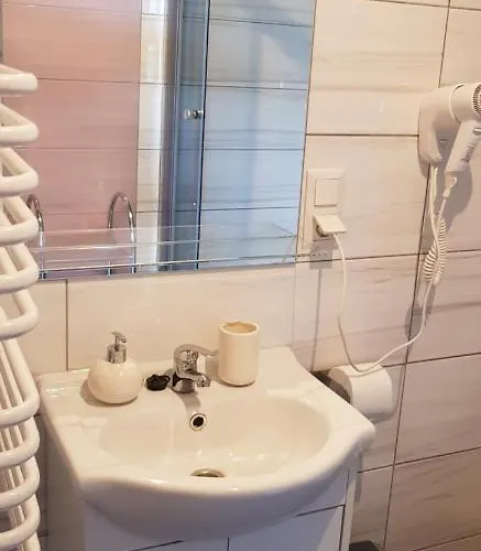 Maja -pokoje - Wakacyjne -basen Podgrzewany -jacuzzi Appartement